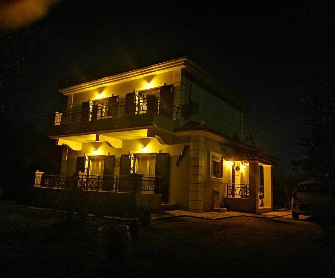 Villa Gecko, Arillas Kavvadades Exteriör bild